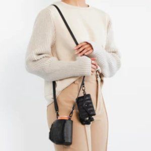 BEIS Koozie Sling in Black